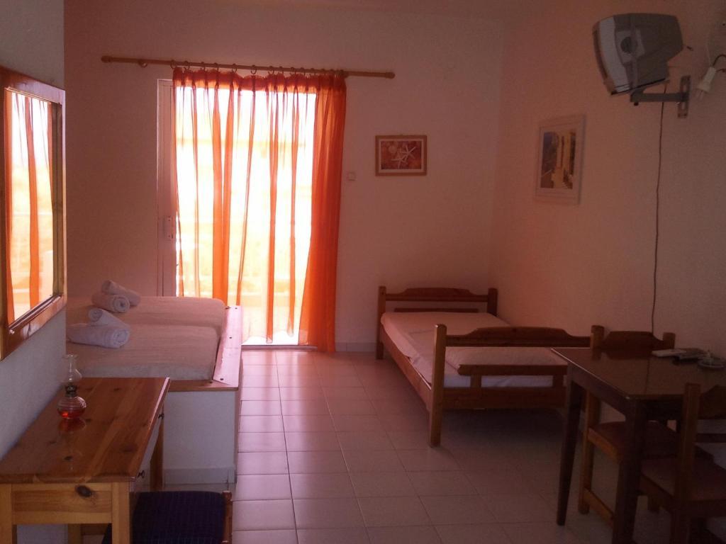 Amarilia Aparthotel Skala Rachoni  Exterior photo